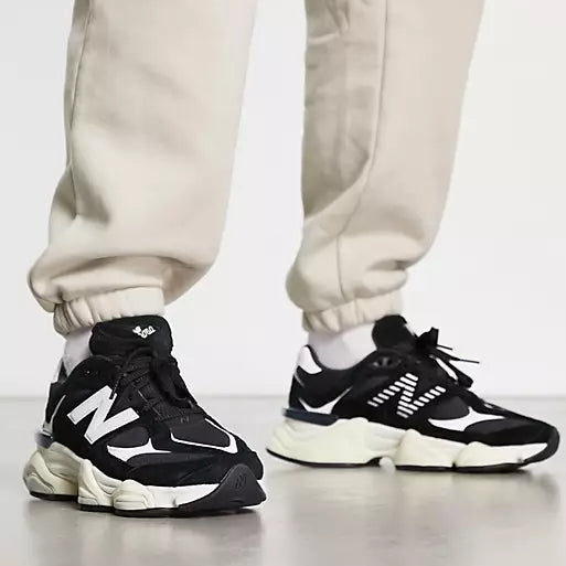 Zapatillas Negro / Blanco